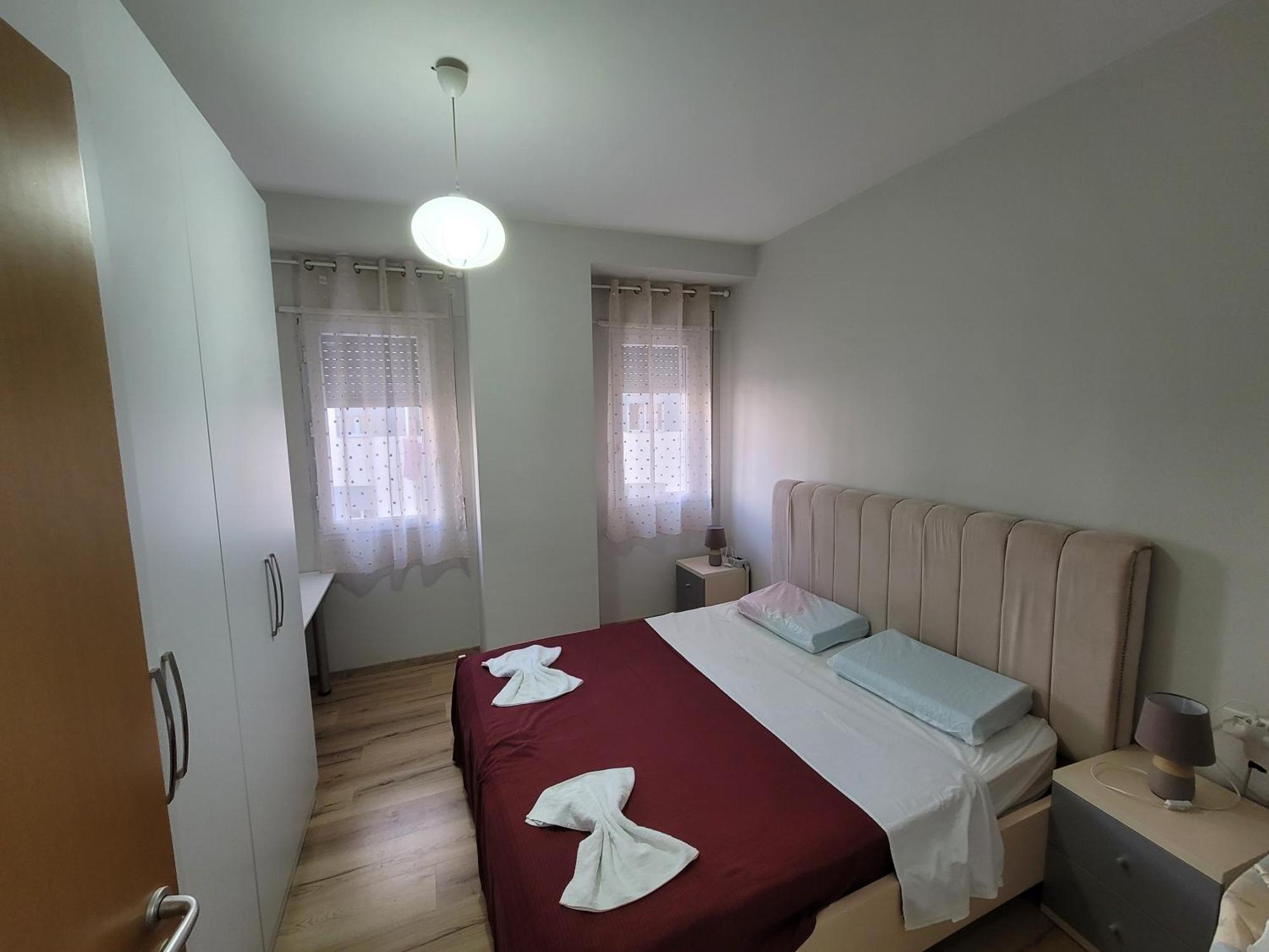 Haris Hotel Vlore Exterior photo