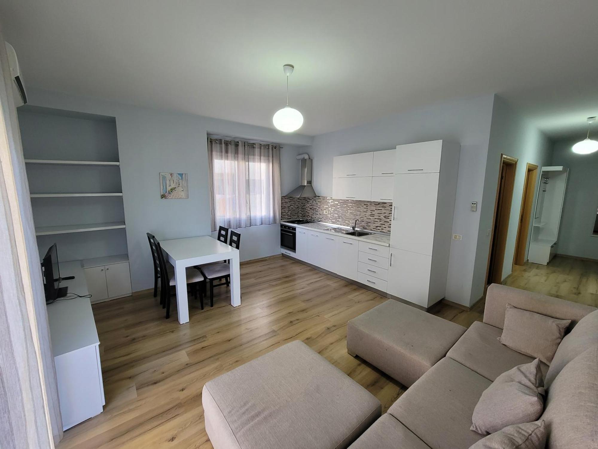 Haris Hotel Vlore Exterior photo