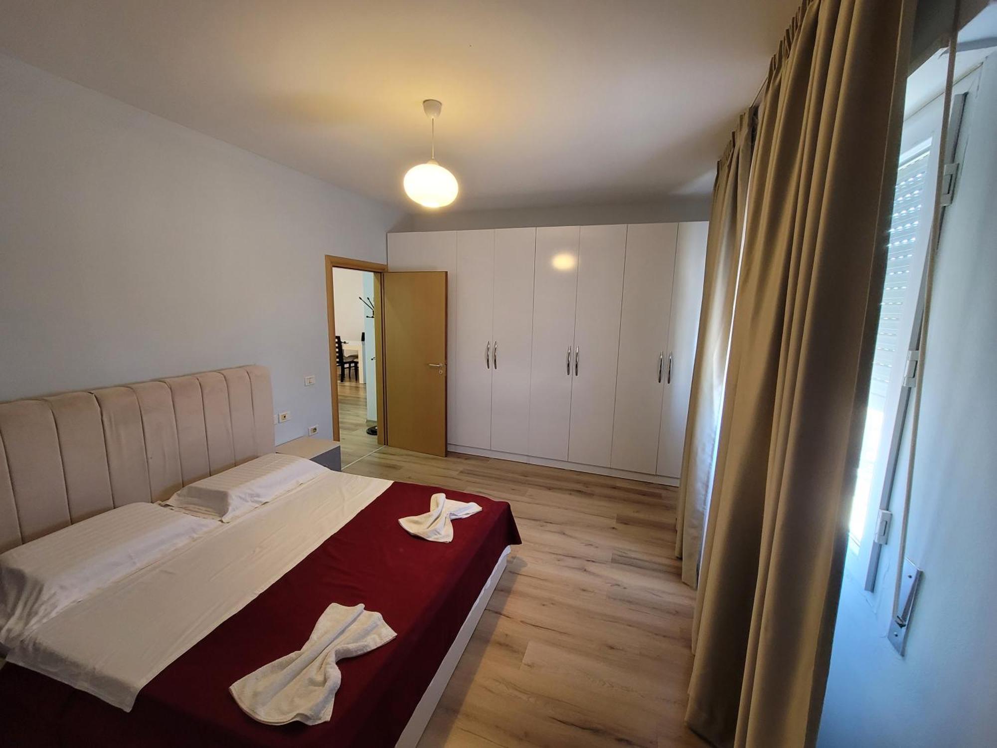 Haris Hotel Vlore Exterior photo